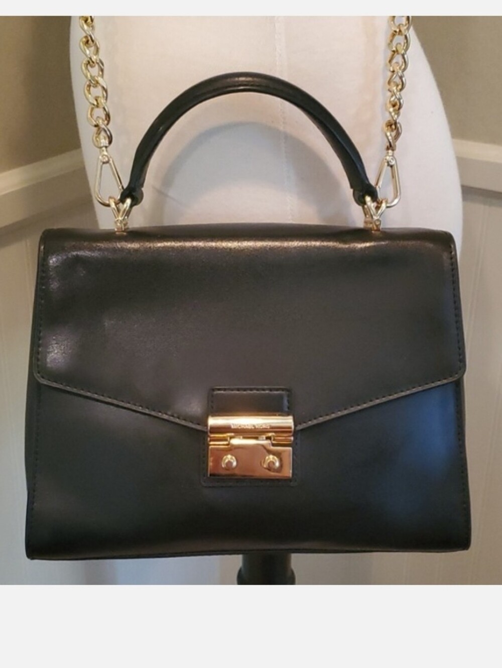 Like NEW Michael Kors top handled Sloan bag